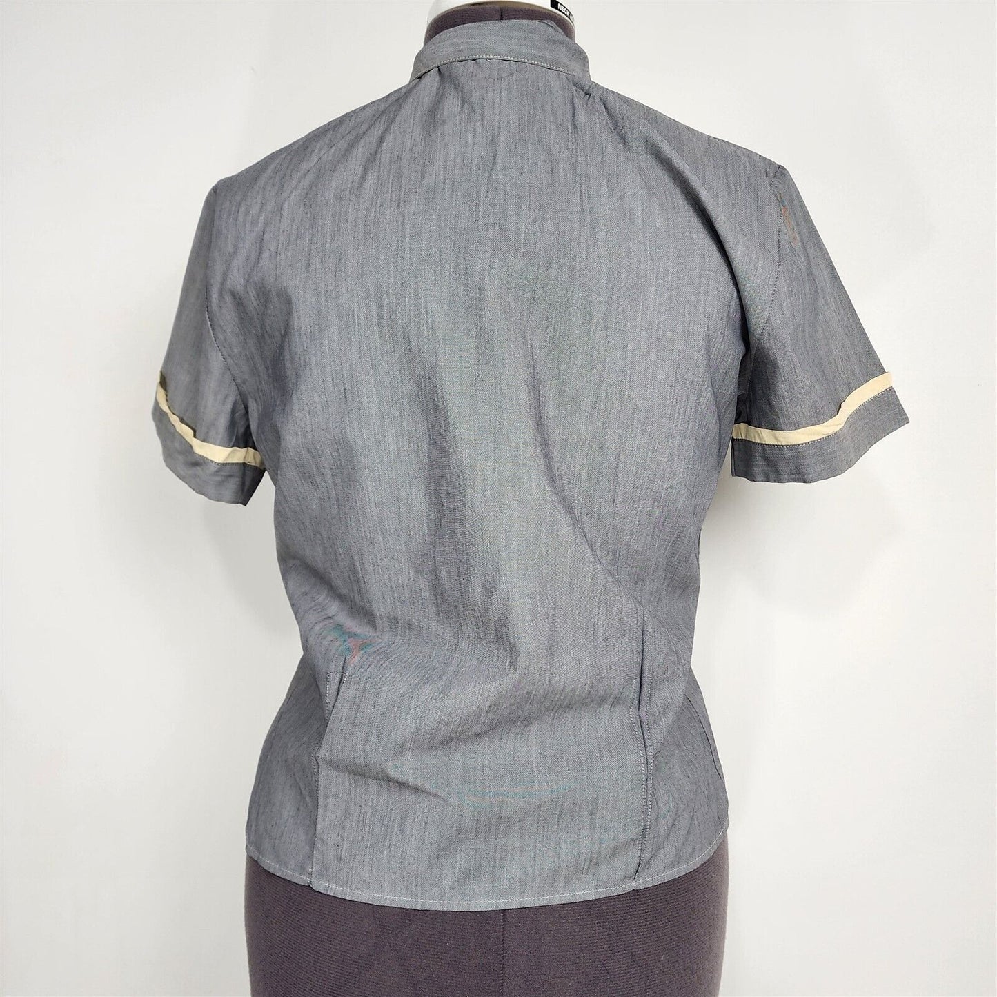 Vintage Gray Short Sleeve Button Up Top Blouse Womens M/L