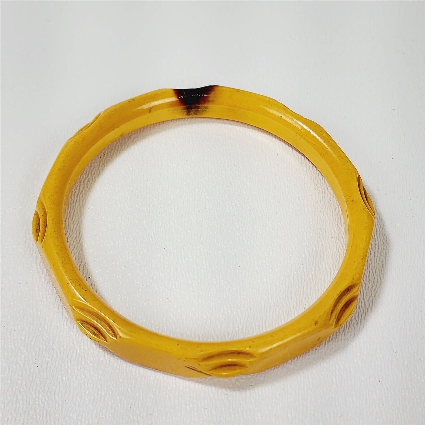 Vintage Butterscotch Carved Bakelite Bangle Bracelet