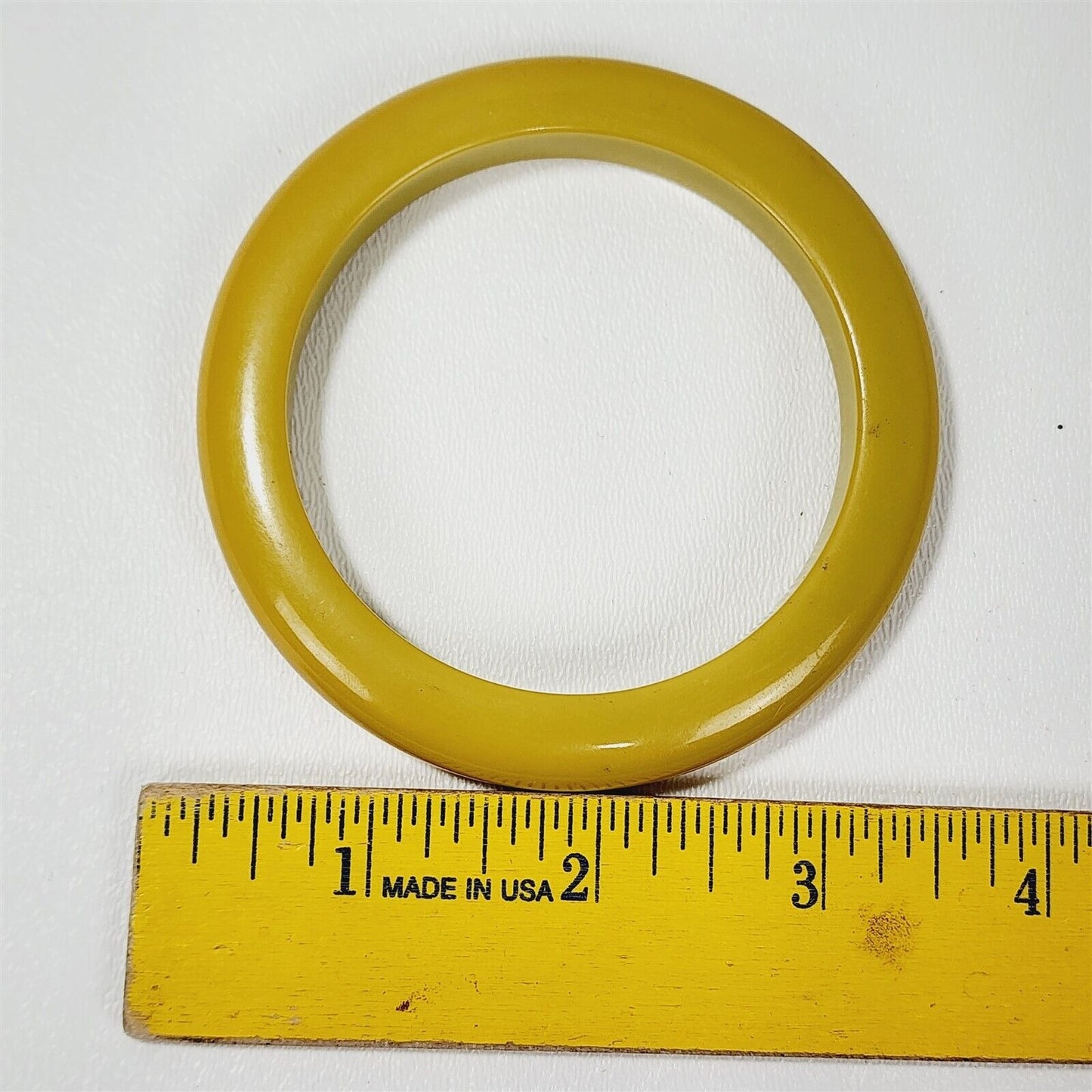 Vintage Yellow / Green Bakelite Bangle Bracelet 3/8"