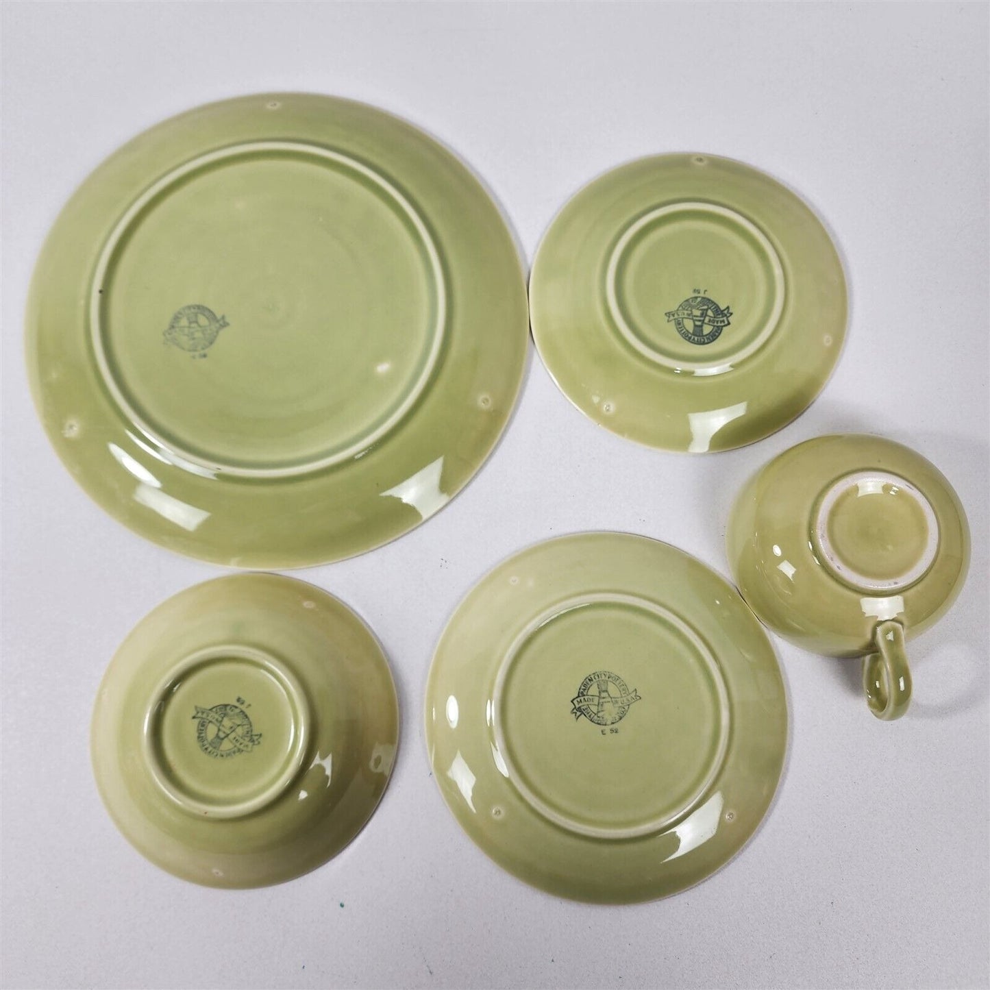 5 Pc Vintage Paden City Pottery Greenbriar Chartreuse Green Place Setting