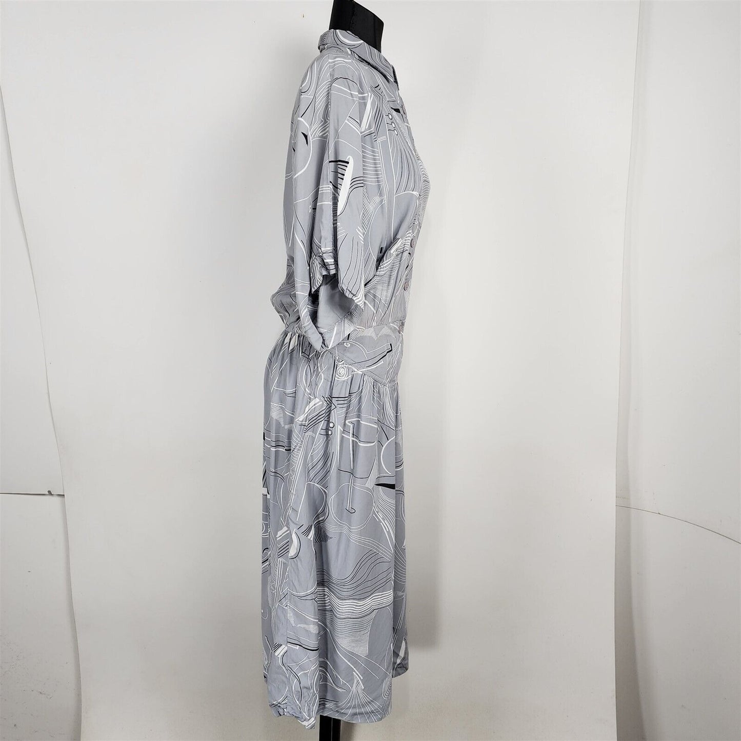 Vintage 1980s ED Michaels Gray Abstract Print Drop Waist Midi Dress Womens