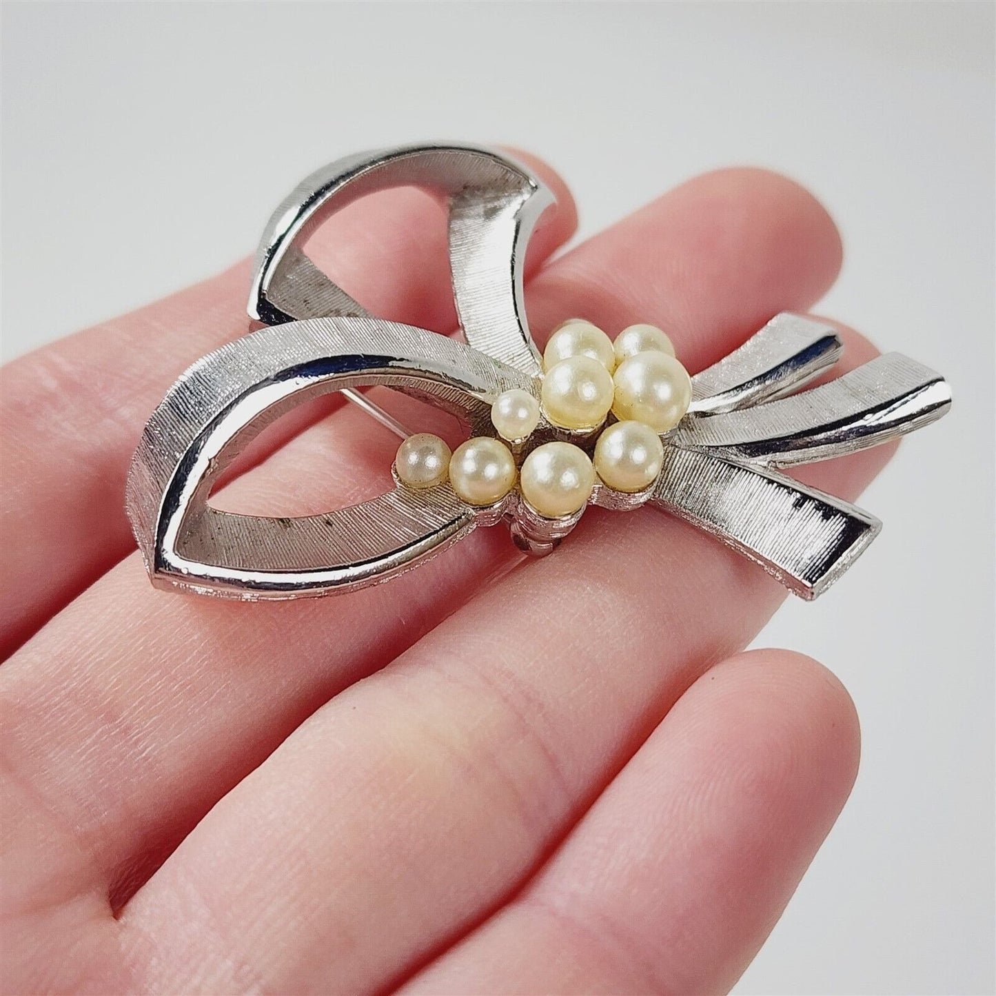 Vintage Trifari Silver Tone Faux Pearl Ribbon Bow Brooch Pin