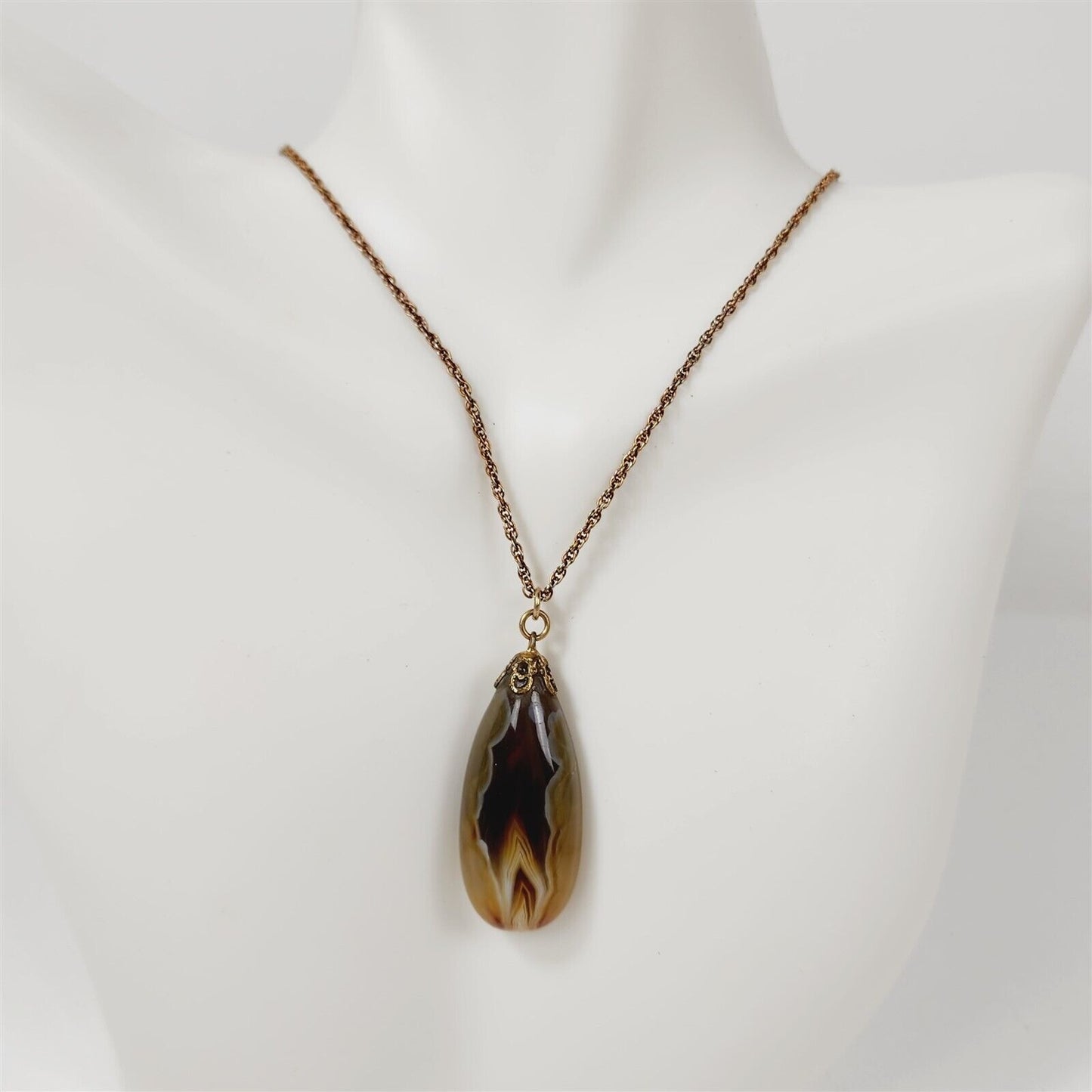 Vintage Teardrop Agate Pendant Necklace