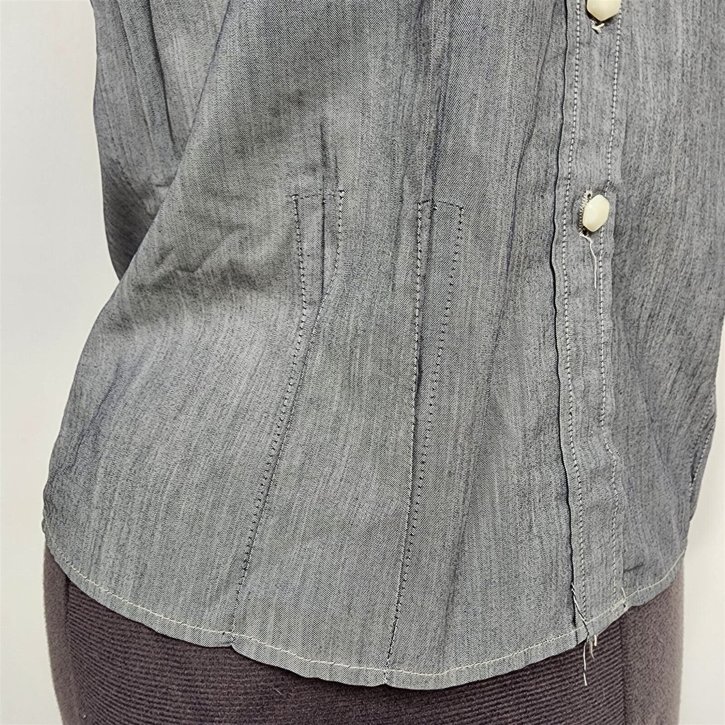 Vintage Gray Short Sleeve Button Up Top Blouse Womens M/L