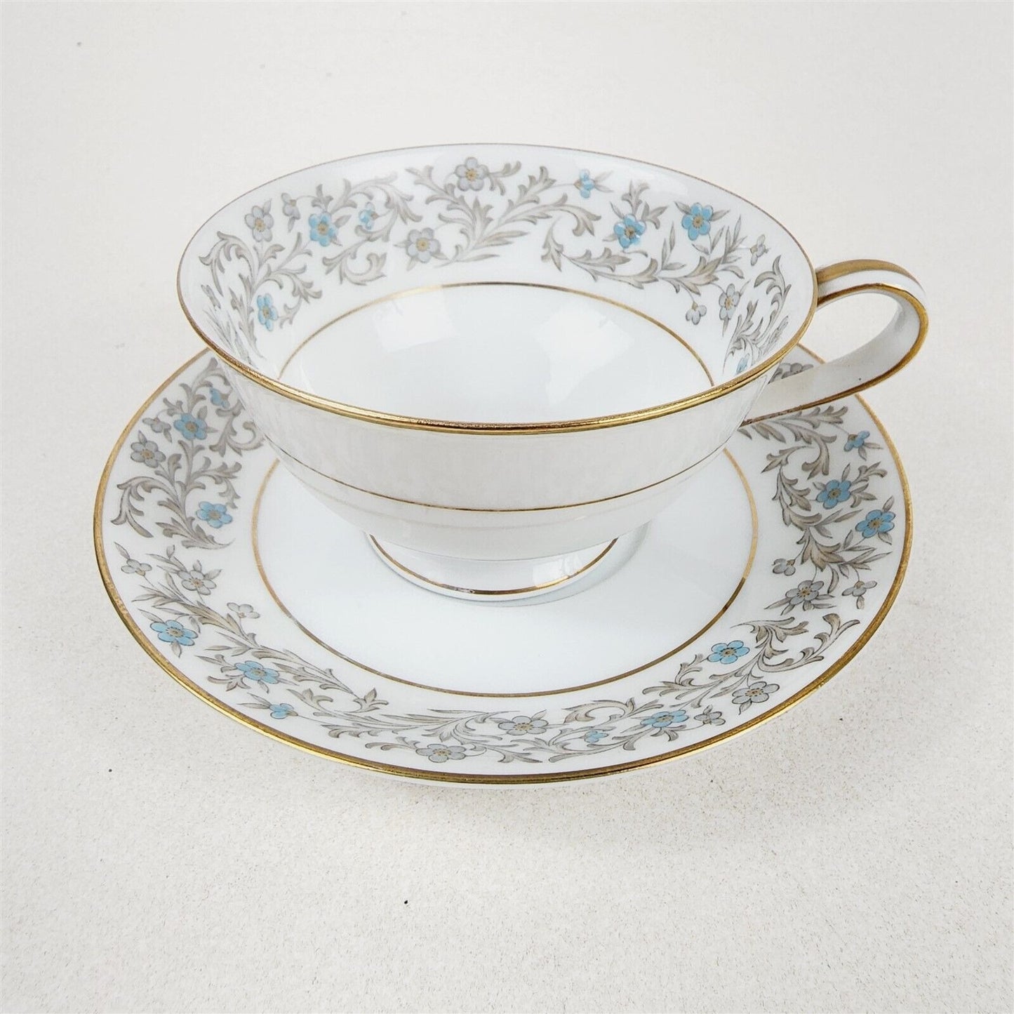 Noritake Dover 5633 Set of 4 Teacups & Saucers