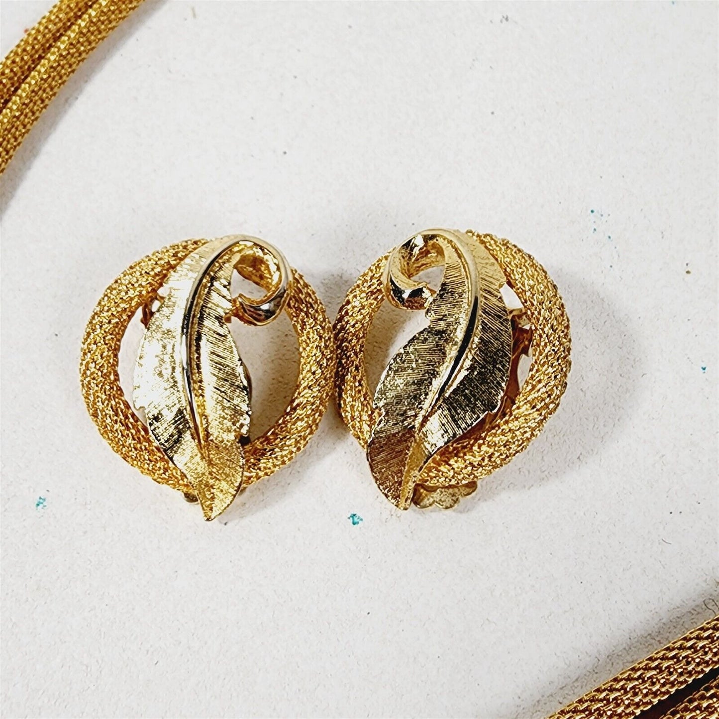 Vintage Park Lane Necklace & Clip On Earrings Set Gold Tone Rope