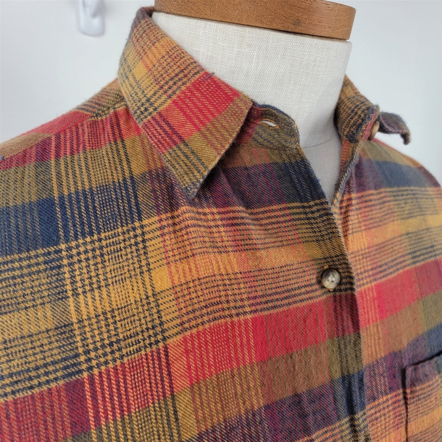 Vintage Basic Editions Plaid Flannel Long Sleeve Button Up Mens M