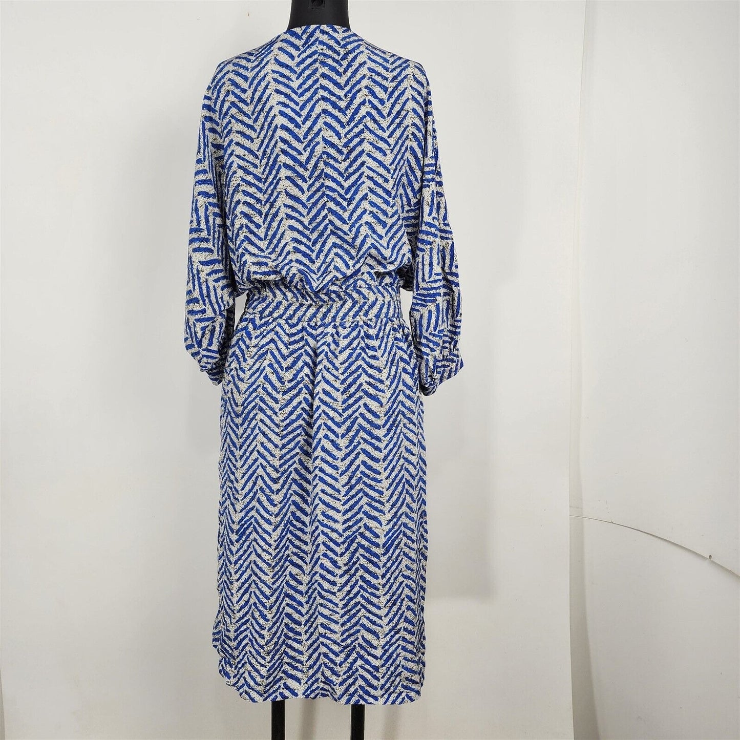 Vintage 1980s-90s Liz Claiborne Blue Zig Zag Wrap Midi Dress Womens S